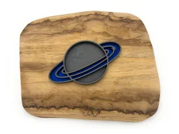 Eco smyslový tácek planeta Saturn