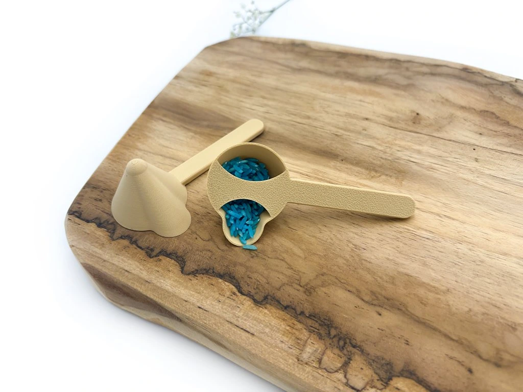 Lžíce na vysypávání